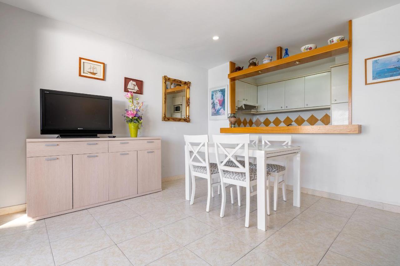 Hauzify I Apartament Gavina 살루 외부 사진